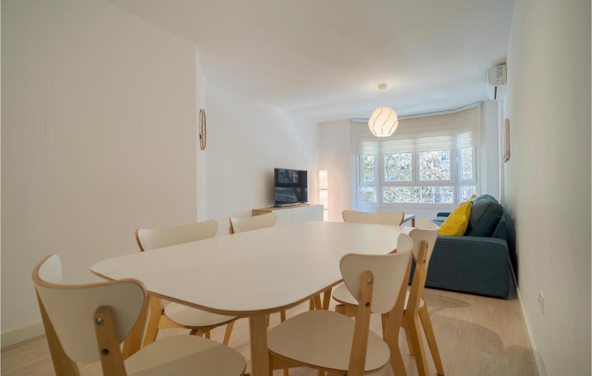 Cozy In With Kitchen Apartment Malaga